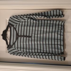 Ladies long sleeve top